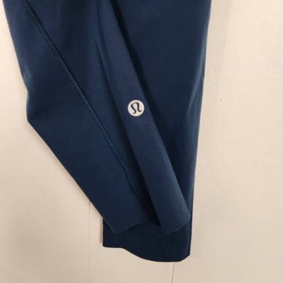 Lululemon Fast and Free Crop Leggings II 19" Non-Reflective Blue Size 2 New NWT - Picture 11 of 12